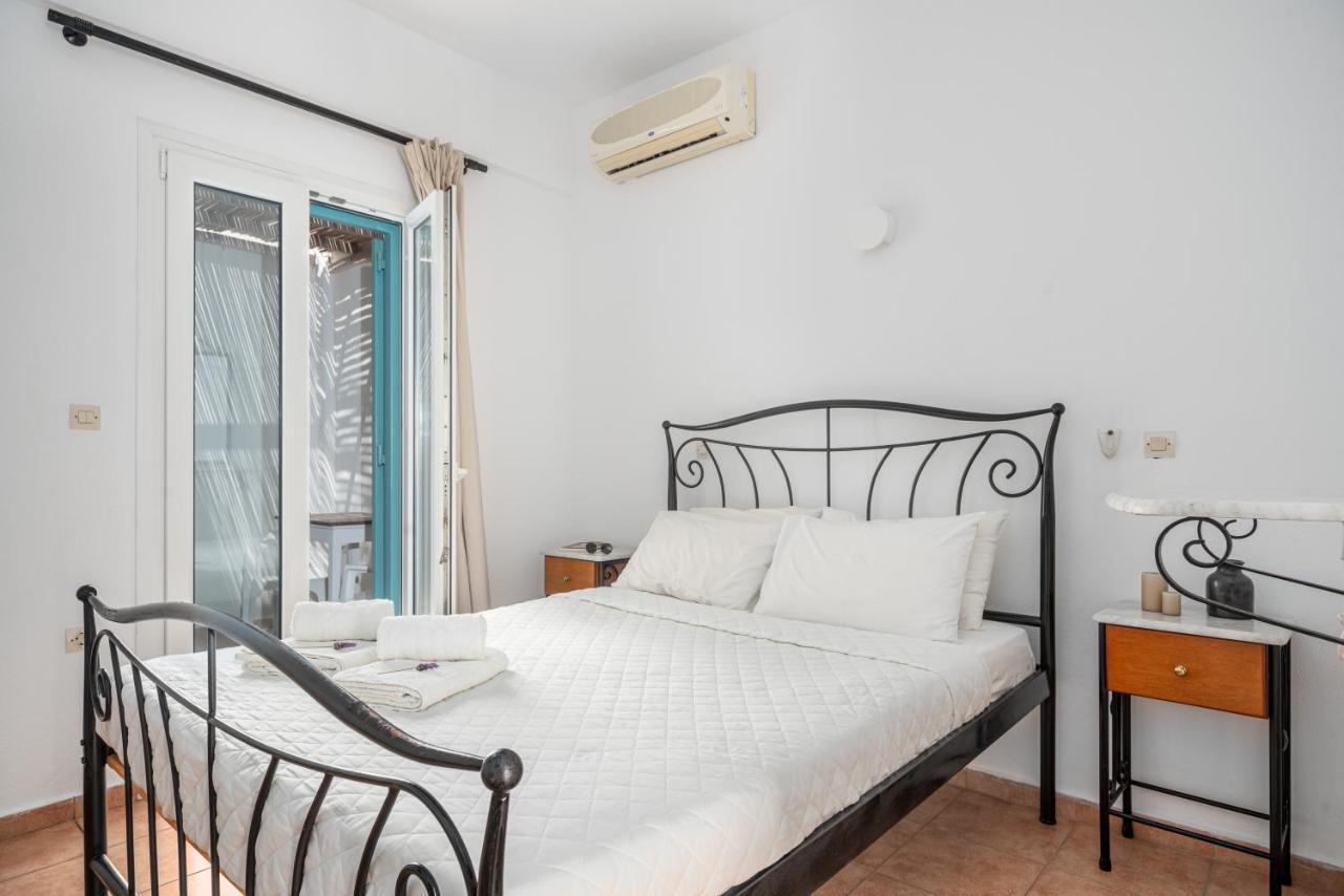 Ornos Apartments Bagian luar foto