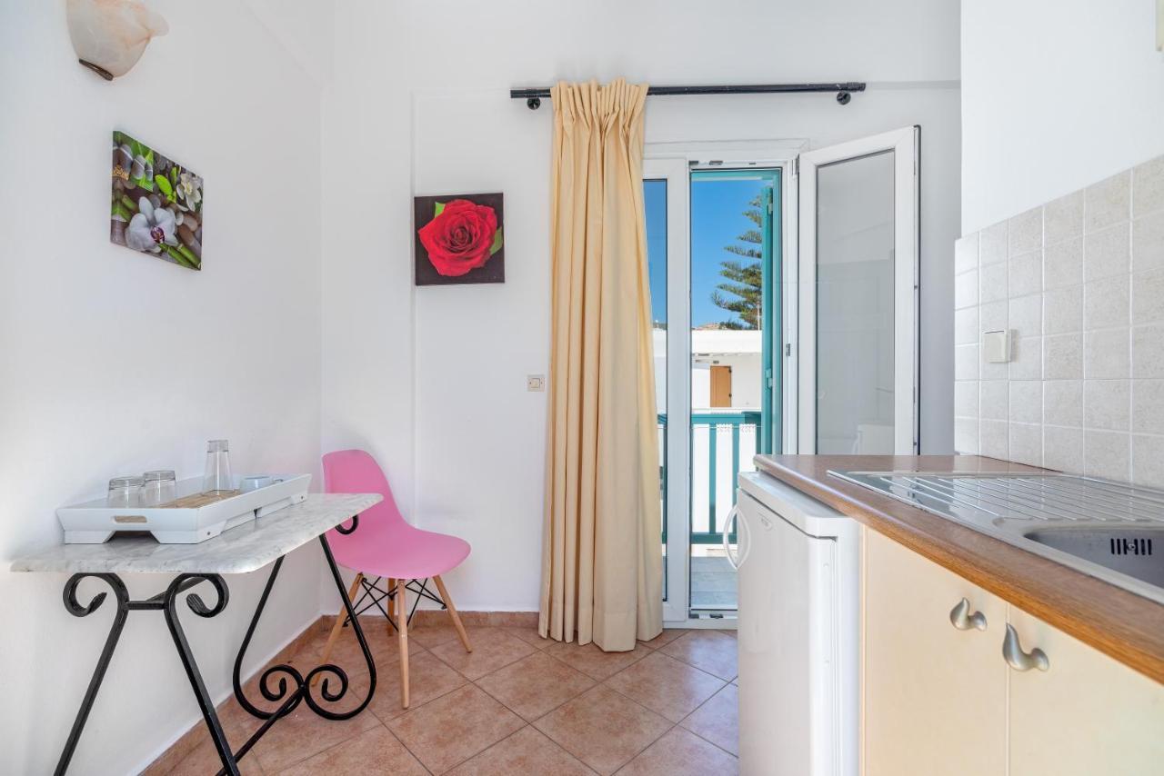 Ornos Apartments Bagian luar foto